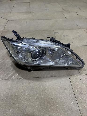 isıq: Toyota camry 2013 servis orginal fara temirde olub — 1