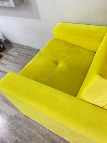 старые стулья: İdeal vəziyyətdədir. Açılıb bağlanır bazası var