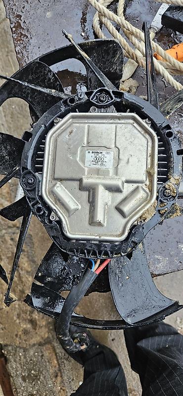 park radarı: VW AG parktronik/radar sistemi üçün hissələr dəsti Tərkib: - — 10