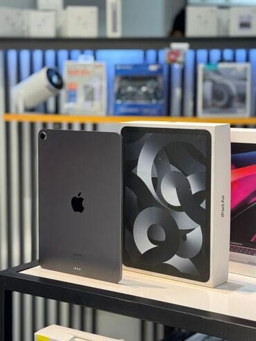 Monitorlar: Apple IPad Air 5 / 2022 / M1 Chip / 64GB Ipad ideal veziyyetdedi