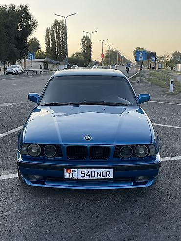 Унаа: BMW 5 series: 1991 г., 2.5 л, Кол менен иштөөчү, Бензин, Седан — 2