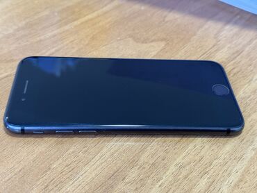 Apple iPhone: IPhone 8, Скидка 10%, Б/у, 64 ГБ, Black Titanium, 81 %