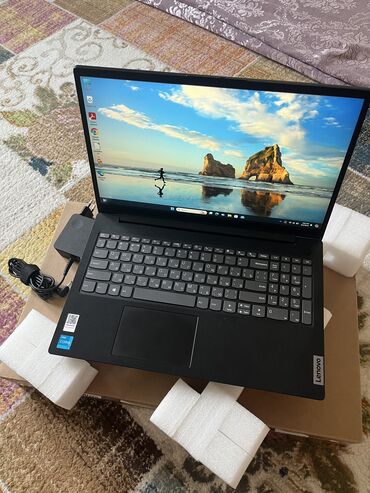 lenovo ic510s 07icb: İşlənmiş Lenovo 15.6 ", Intel Core i5, 256 GB, Ünvandan götürmə