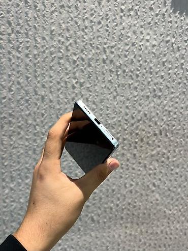 pixel fold: Poco F5, Б/у, 256 ГБ, цвет - Белый, В рассрочку, 2 SIM — 5