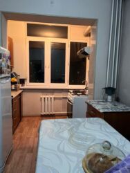 Продажа квартир: 3 комнаты, 69 м², 106 серия, 7 этаж, Старый ремонт at lalafo.kg — 10 Продажа квартир: 3 комнаты, 69 м², 106 серия, 7 этаж, Старый ремонт — 10