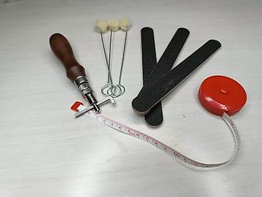 Аксессуары для шитья: Набор по работе с кожей. пробойники, кромкорезы, стикер, ножницы — 25