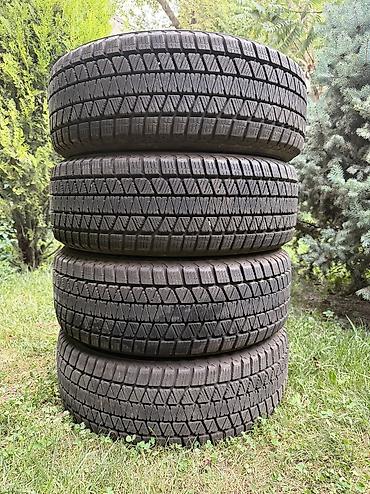 Шины 225 / 60 / R 17, Зима, Б/у, Комплект, Легковые, Япония, Bridgestone at lalafo.kg Шины 225 / 60 / R 17, Зима, Б/у, Комплект, Легковые, Япония, Bridgestone