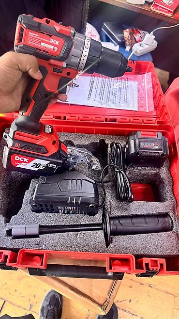 black decker: Аккумуляторная ударная дрель‑шуруповёрт DCK (модель — 2