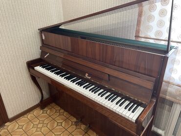 детское музыкальное пианино со стульчиком: Продается немецкое пианино фирмы “Zimmerman”. Состояние отличное!