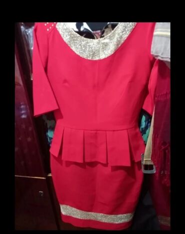 Paltolar: 48 raz.jaket lap az geyilib 15 man. qalanları fərqli qiymətə satılır — 13