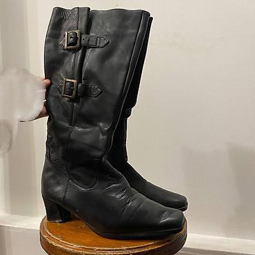 Сапоги: Женская обувь 7 пар. Высокие женские сапоги 1) Темно-коричневые — 6