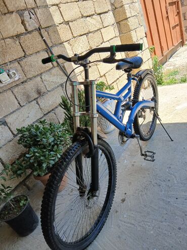 Şəhər velosipedləri: İşlənmiş Şəhər velosipedi Kross, 26", sürətlərin sayı: 7, Ünvandan götürmə