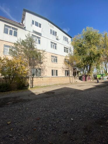 квартира баят: 1 комната, 33 м², Индивидуалка, 1 этаж