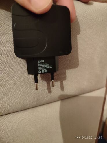 Şarj cihazları: Simsiz şarj cihazı Samsung, 10 Vt -da lalafo.az — 10 Şarj cihazları: Simsiz şarj cihazı Samsung, 10 Vt — 10