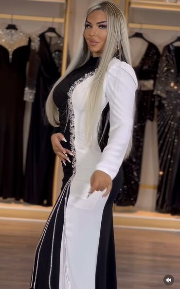 Ziyafət donları: Don tezedir baha alınıb 200 m satırıq.40,42,44 ölculere olur — 2