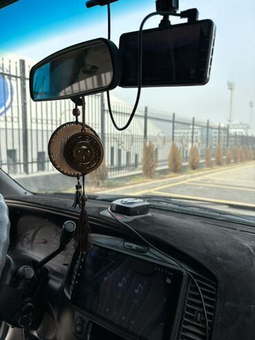 Mazda: Mazda Tribute: 2000 г., 3 л, Автомат, Бензин, Кроссовер — 9