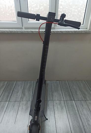 elekdirikli sukuter: Yep yenidi çatdirlma var sürəti 25 km aşağı yeri var 1 ay deyil alınıb — 4