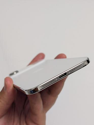 iphone 17 pro max: IPhone Air, Б/у, 256 ГБ, Белый, Чехол, 100 % — 5