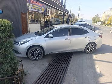 жак бу: Toyota Corolla: 2019 г., Гибрид — 3