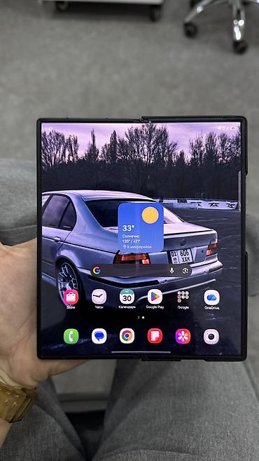 micro cd: Samsung Galaxy Z Fold6, Б/у, 256 ГБ, цвет - Черный, 1 SIM, eSIM — 1