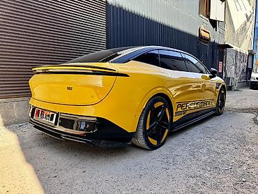 awd: Zeekr 007: | 2024 г. Седан — 2