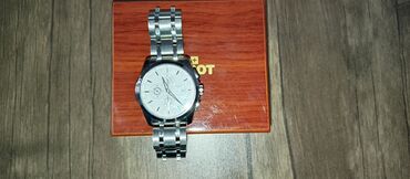 Toy paltarları və aksesuarları: Qol saatı, Tissot, rəng - Boz
