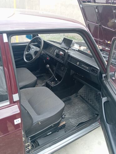 VAZ (LADA): VAZ (LADA) 2107: 1.6 l | 2007 il 64646165 km Sedan — 5