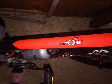 velosiped satiwi: VeloJet dağ velosipedi - Marka/model: VeloJet (qrammada qara-qırmızı — 1