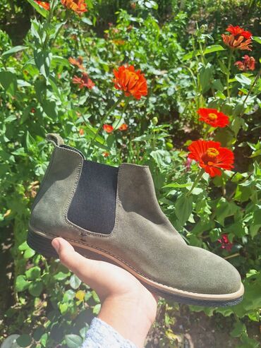 Gležnjače: Ženske kratke čizme – više modela Muške cipele. cena od 30 do 60 — 21