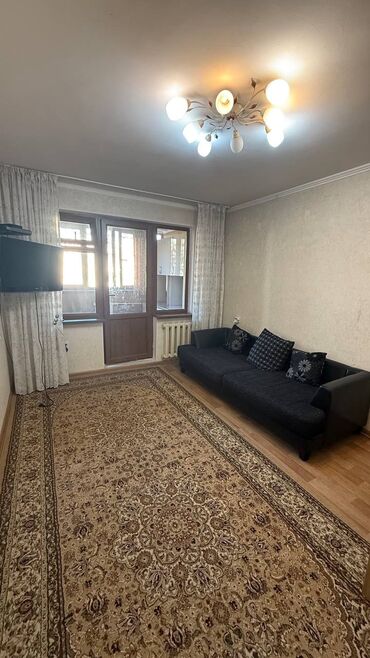 Продажа квартир: 3 комнаты, 58 м², 2 этаж — 2