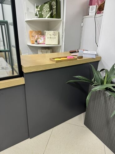 Rəf vitrinləri: 0-dan kofeşop, şirniyyat mağazası kimi biznes qurmaq istəyənlər üçün — 6