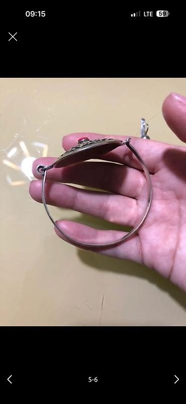 серебряный комплект с красными камнями: Продаю серебряные комплект украшений в этническом стиле: браслет — 4