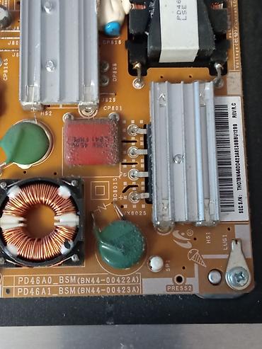 Televizori: Samsung LED TV u delovima vise modela. 1. Samsung UE46F6270 u — 13