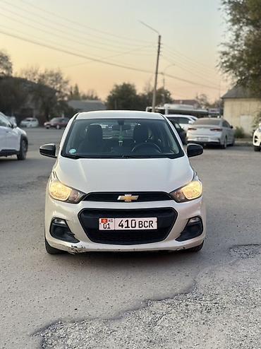 арзан машине: Chevrolet Spark: 2015 г., 1 л, Автомат, Бензин, Хетчбек — 2