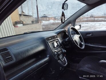 300 мин сом: Honda Stream: 2001 г., 2 л, Автомат, Бензин, Минивэн