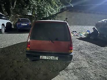 Другие автомобили: Компактный городской хэтчбек 5‑дверный, бордовый цвет. Практичный и — 3