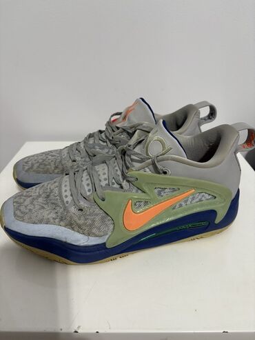 Кроссовки и спортивная обувь: Кроссовки Nike KD (линейка Кевина Дюранта) — баскетбольная модель с