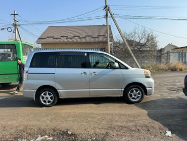 алекс тайота: Toyota Voxy: 2004 г., 2 л, Автомат, Бензин