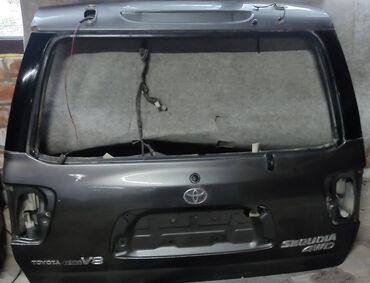 борт обшивка: Дверь багажника Toyota Sequoia 01-07, серая, в сборе с обшивкой, есть
