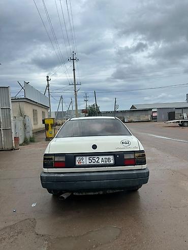 jac 9: Volkswagen Passat: 1988 г., 1.8 л, Механика, Бензин, Седан — 4