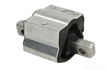 alternator: MERCEDES E KLASA W212 NOSAC MOTORA | SVI DELOVI SU NOVI I — 2