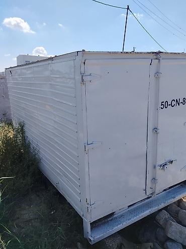 konteyner vaqon: Ford konteyner aluminium altında oturacaq yerləri var sadəcə ramanın — 2