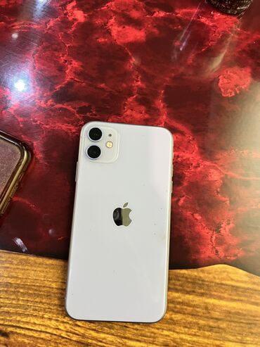 Apple iPhone: IPhone 11, Б/у, 128 ГБ, Deep Purple, Защитное стекло, Чехол, 73 %