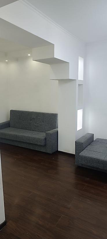 Үйлөрдү ижарага берүү: 70 м², 2 бөлмө, Гагарин көч., Жаныбарлары жок — 2