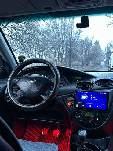 Ford: Ford Focus: 2003 г., 1.8 л, Механика, Бензиновая, Универсал — 12