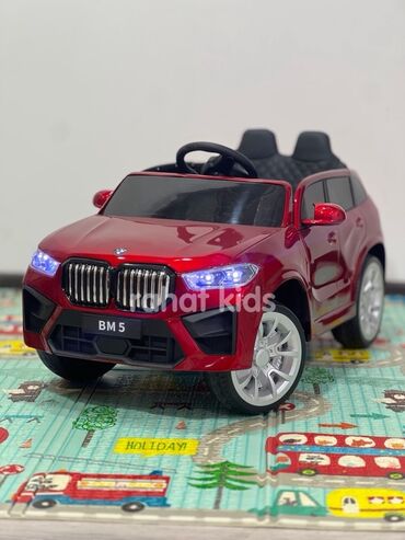 Qaşıqlar: 🚗✨ Kiçik sürücülər üçün böyük zövq! BMW X5 stilində uşaq elektrik
