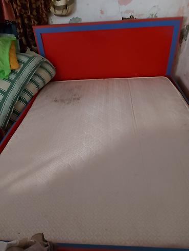 islenmis matras: İşlənmiş ikinəfərlik matraslı,dəmir karkaslı çarpayı. 20m — 1