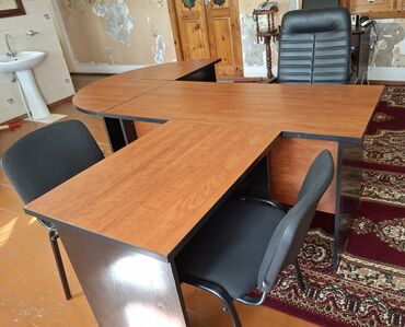 Ofis dəst mebeli: Bir komplekt ofis stolu. İstifadə edilməyib. Qiyməti 600 manat lalafo.az -da Ofis dəst mebeli: Bir komplekt ofis stolu. İstifadə edilməyib. Qiyməti 600 manat