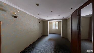 Həyət evləri və villaların satışı: 4-cü mikrorayon 4 otaqlı, 121 kv. m, Kredit yoxdur, Orta təmir — 10