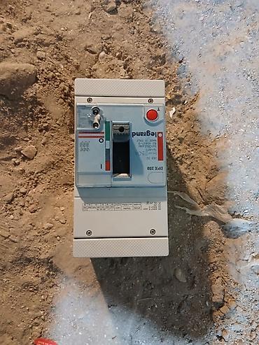 avtomat: Legrand Elektrik avtomat, 3 faza — 1